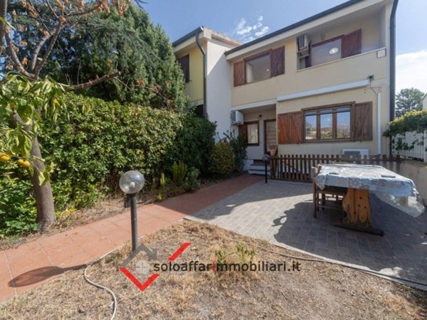 casa indipendente in vendita ad Olbia in zona Olbia Mare / Sa Marinedda
