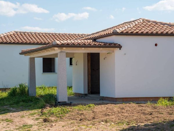 casa indipendente in vendita ad Olbia in zona Lido del Sole