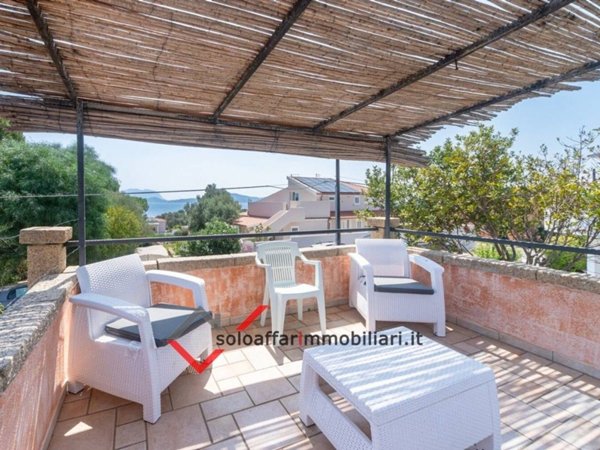 casa indipendente in vendita ad Olbia in zona Pittulongu