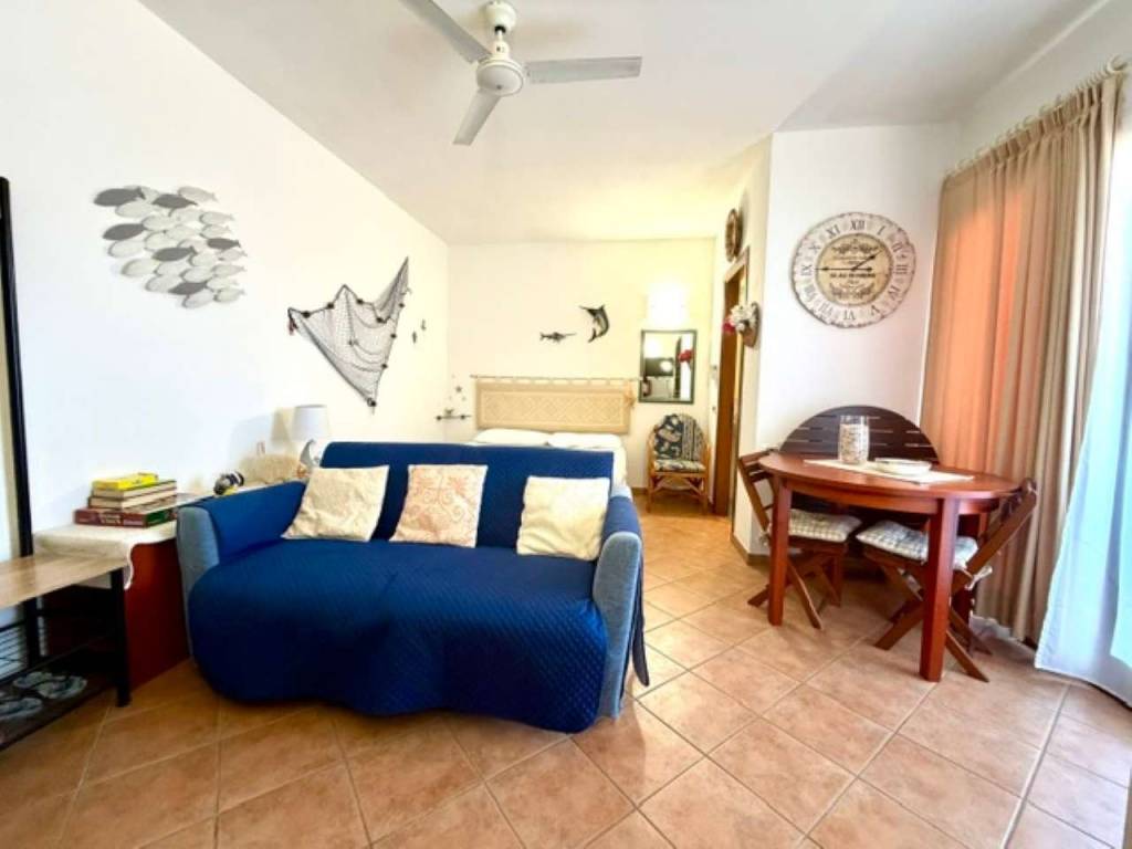 appartamento in vendita ad Olbia in zona Olbia Mare / Sa Marinedda