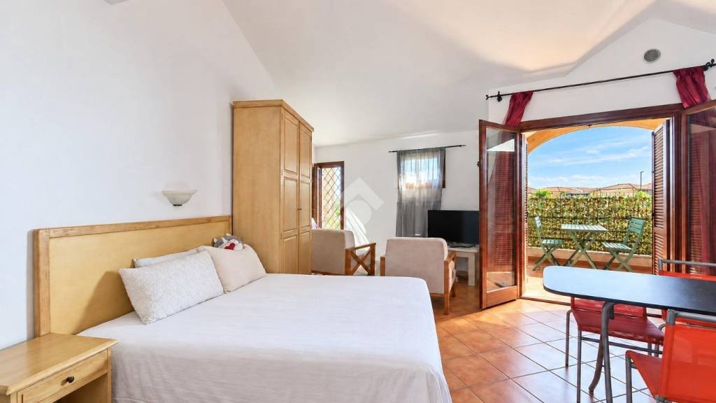 appartamento in vendita ad Olbia in zona Olbia Mare / Sa Marinedda