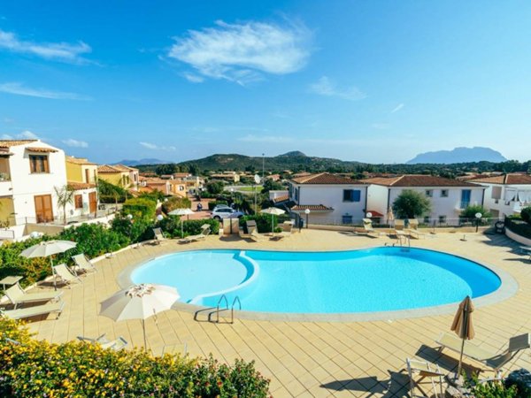 appartamento in vendita ad Olbia in zona Murta Maria