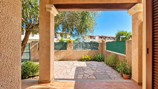 appartamento in vendita ad Olbia in zona Olbia Mare / Sa Marinedda