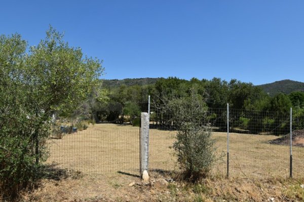 terreno in vendita ad Olbia in zona Barcellona