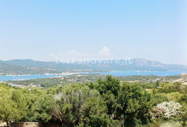 appartamento in vendita ad Olbia in zona Rudalza