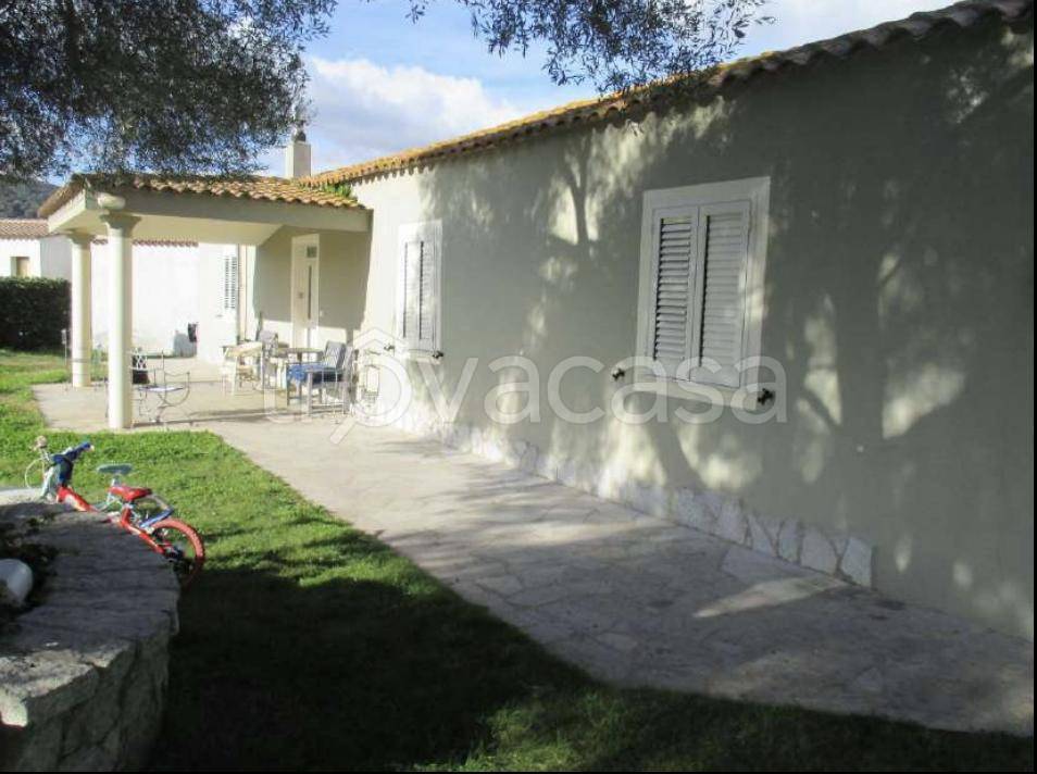 casa indipendente in vendita ad Olbia