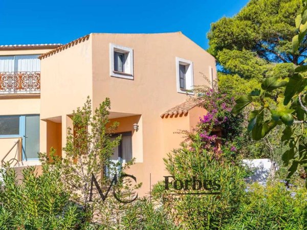 casa indipendente in vendita ad Olbia in zona San Pantaleo