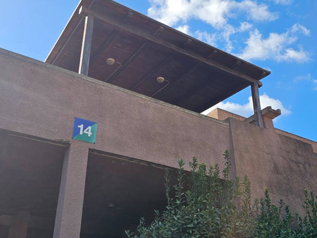 appartamento in vendita ad Olbia in zona Cugnana