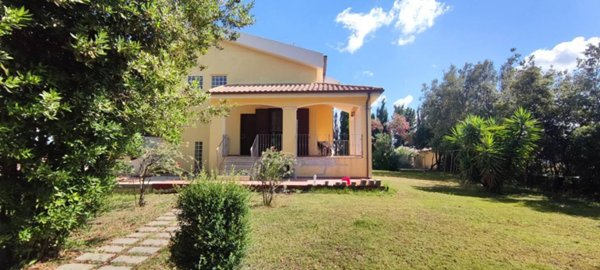 casa indipendente in vendita ad Olmedo