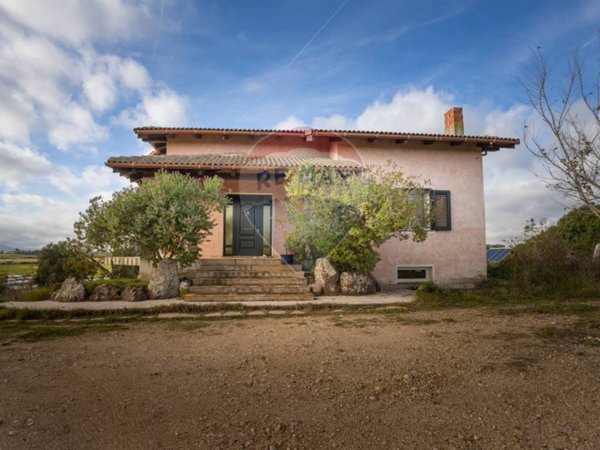 casa indipendente in vendita ad Olmedo