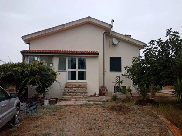 casa indipendente in vendita ad Olmedo