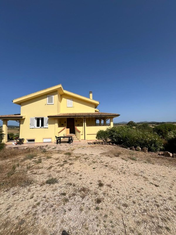 casa indipendente in vendita ad Olmedo