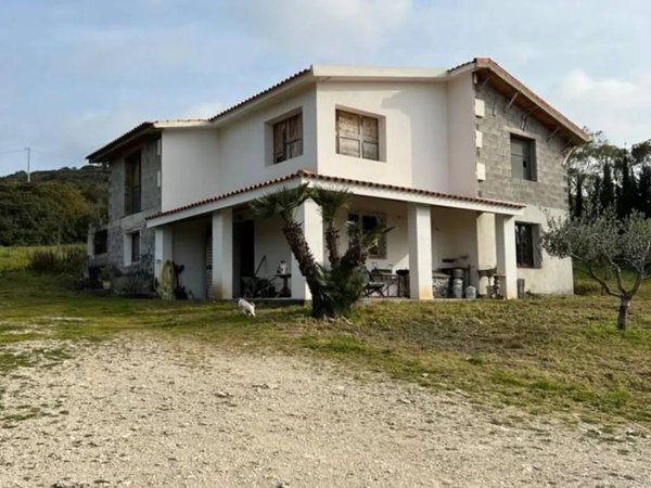 casa indipendente in vendita ad Olmedo