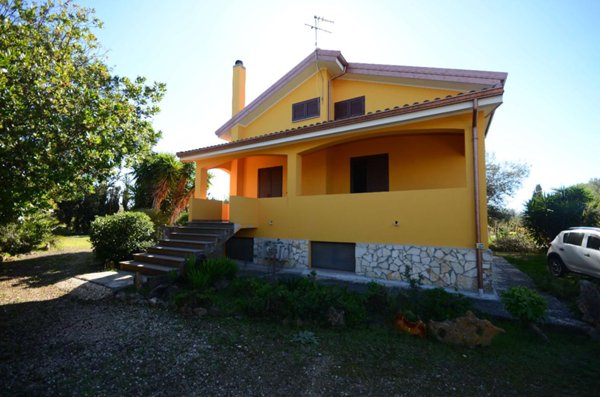 casa indipendente in vendita ad Olmedo