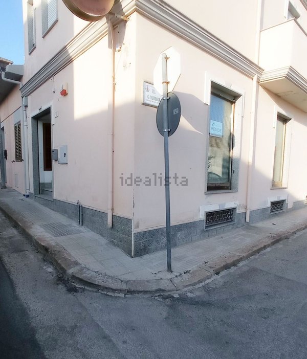 locale commerciale in vendita ad Olmedo