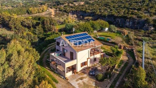 casa indipendente in vendita ad Olmedo