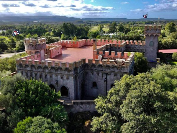 intera palazzina in vendita ad Olmedo