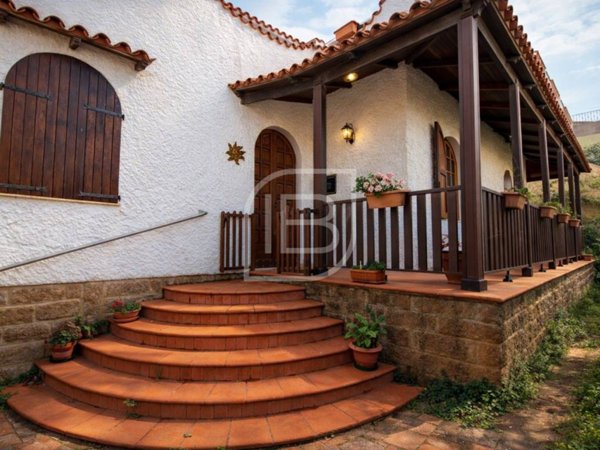 casa indipendente in vendita ad Olmedo