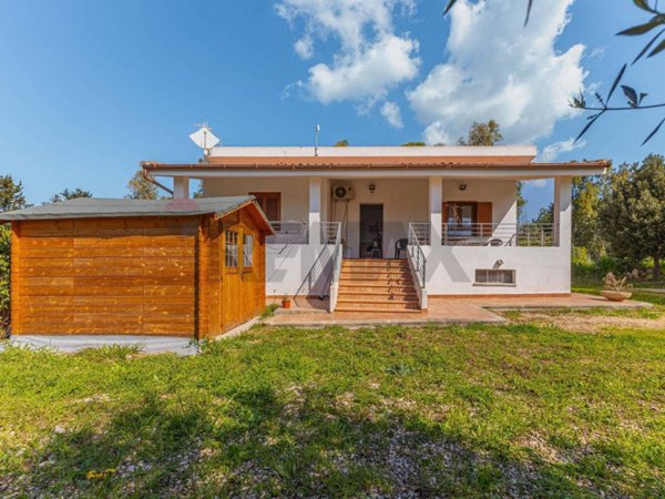 casa indipendente in vendita ad Olmedo