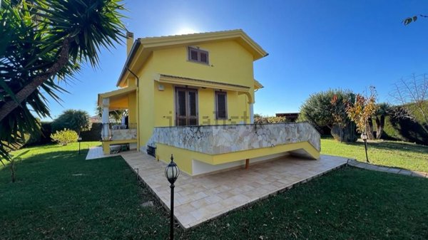 casa indipendente in vendita ad Olmedo