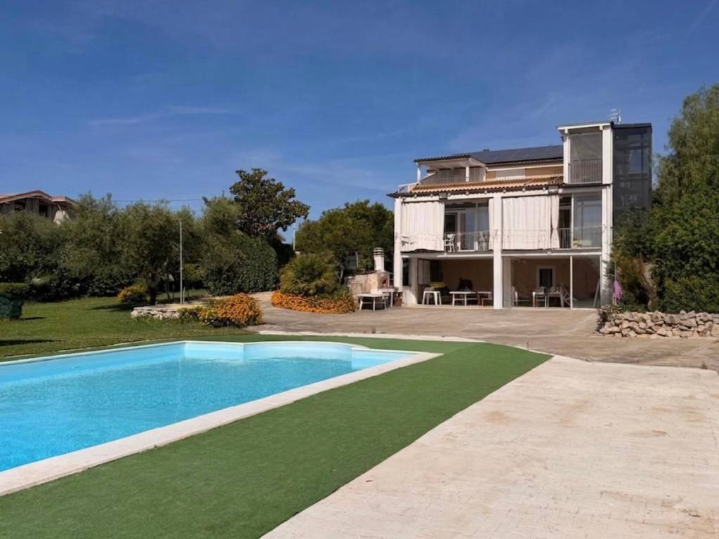 casa indipendente in vendita ad Olmedo