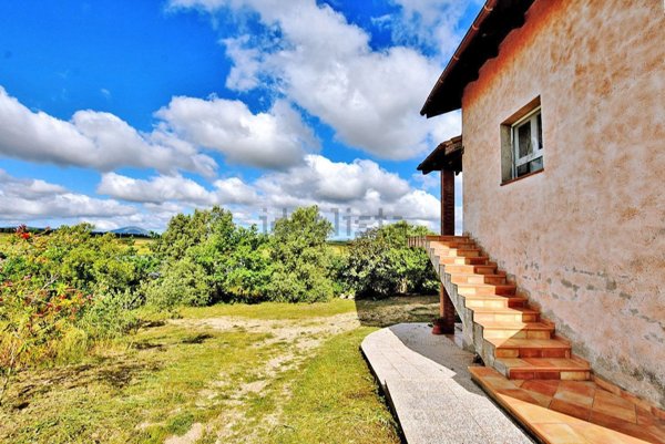 casa indipendente in vendita ad Olmedo