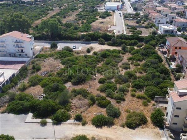 terreno edificabile in vendita ad Olmedo