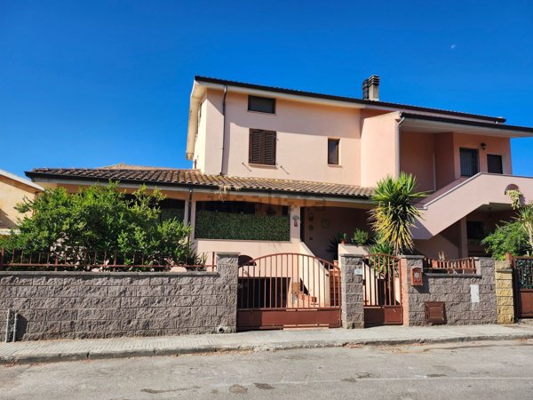 casa indipendente in vendita ad Olmedo