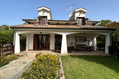 casa indipendente in vendita ad Olmedo