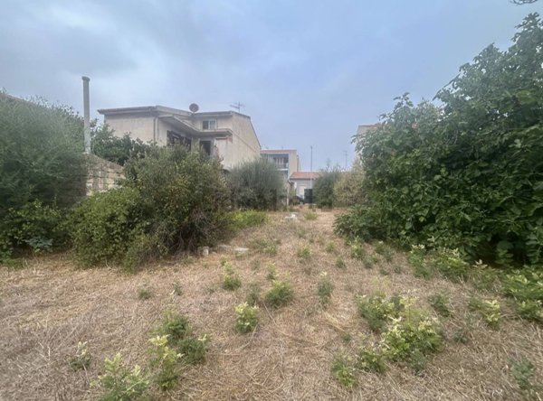 terreno edificabile in vendita ad Olmedo
