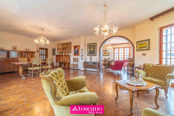 casa indipendente in vendita ad Oschiri