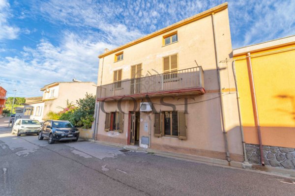 casa indipendente in vendita ad Oschiri