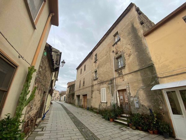 casa indipendente in vendita ad Oschiri
