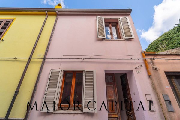 casa indipendente in vendita ad Oschiri