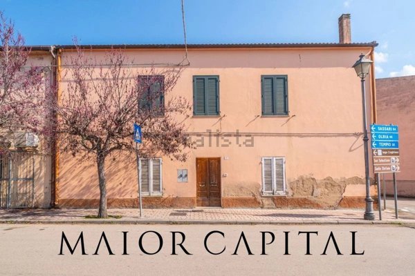 appartamento in vendita ad Oschiri