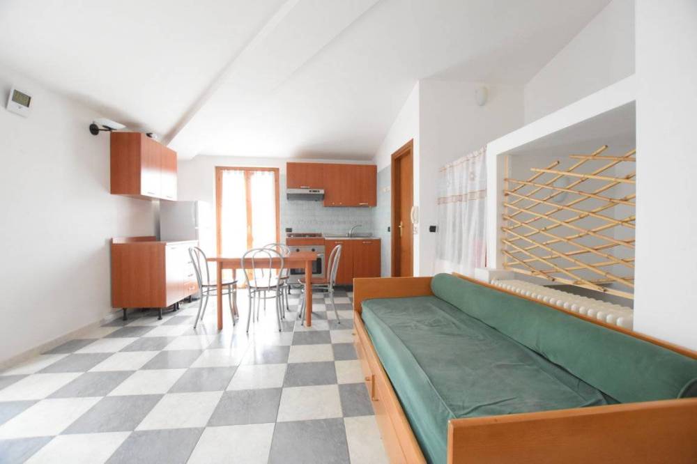 casa indipendente in vendita ad Osilo