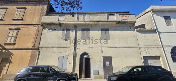intera palazzina in vendita ad Osilo