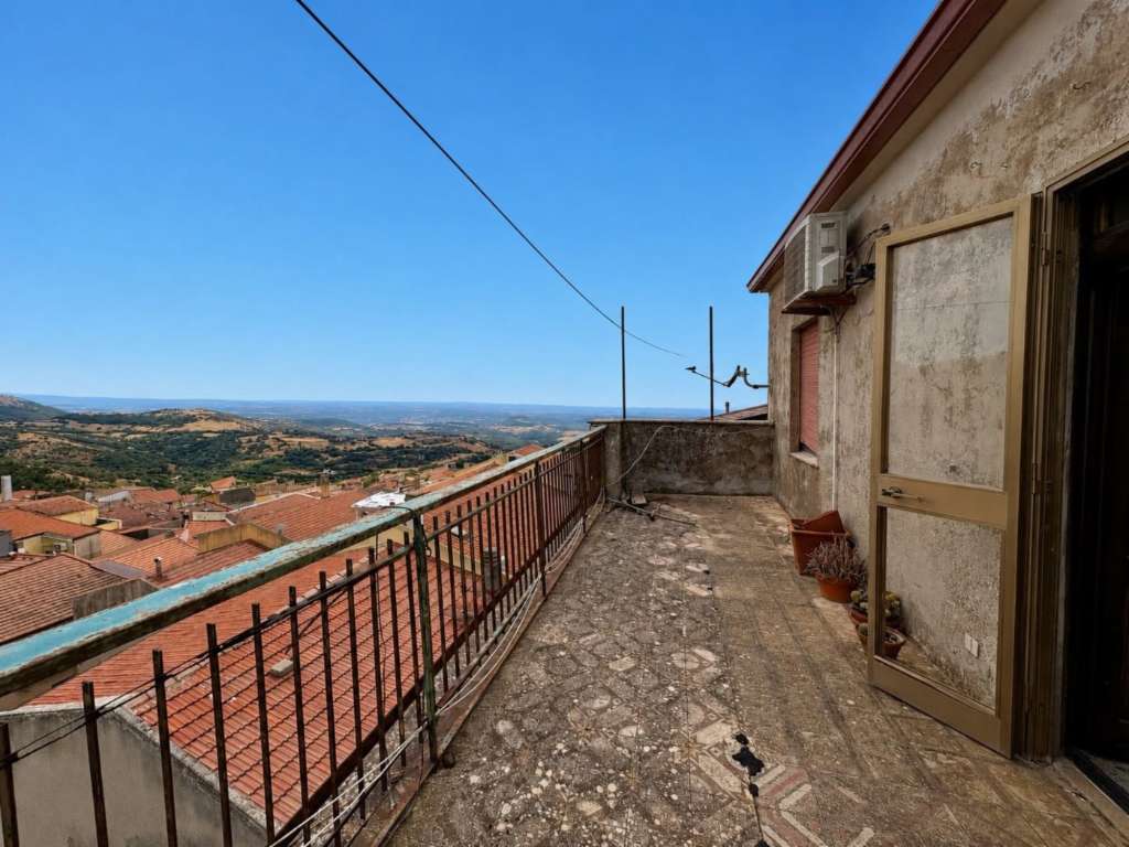 casa indipendente in vendita ad Osilo