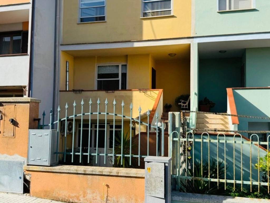 casa indipendente in vendita ad Ossi