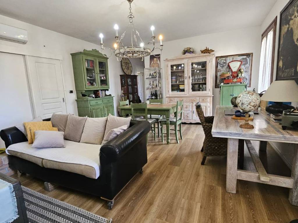 casa indipendente in vendita ad Ossi