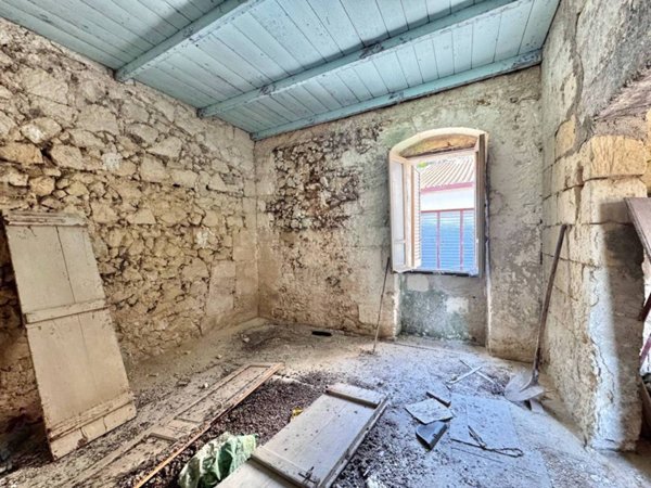 casa indipendente in vendita ad Ossi