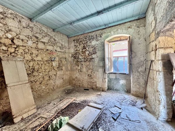 casa indipendente in vendita ad Ossi