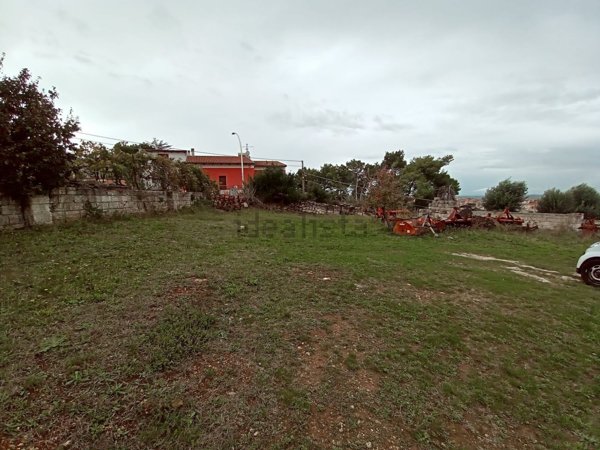terreno edificabile in vendita ad Ossi