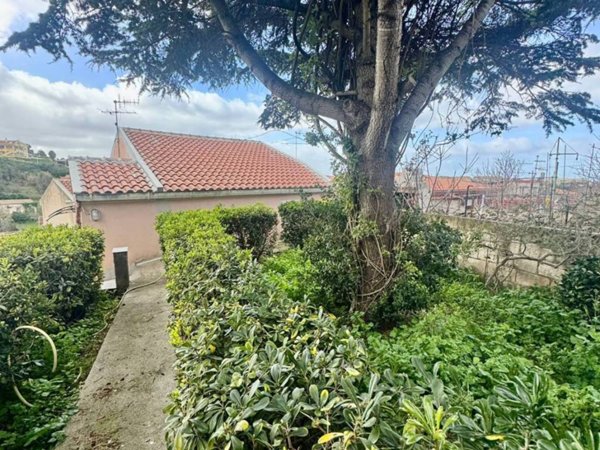 casa indipendente in vendita ad Ossi