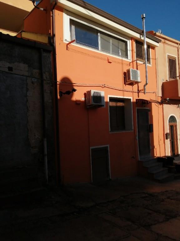 casa indipendente in vendita ad Ossi