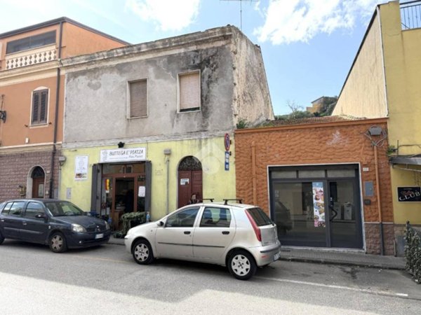casa indipendente in vendita ad Ossi