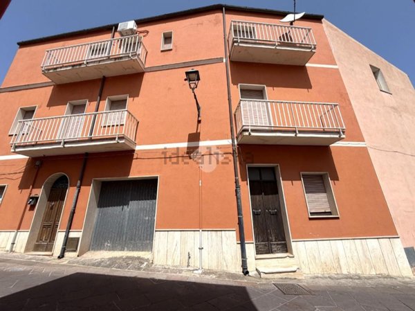 casa indipendente in vendita ad Ossi