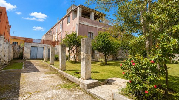 casa indipendente in vendita ad Ossi