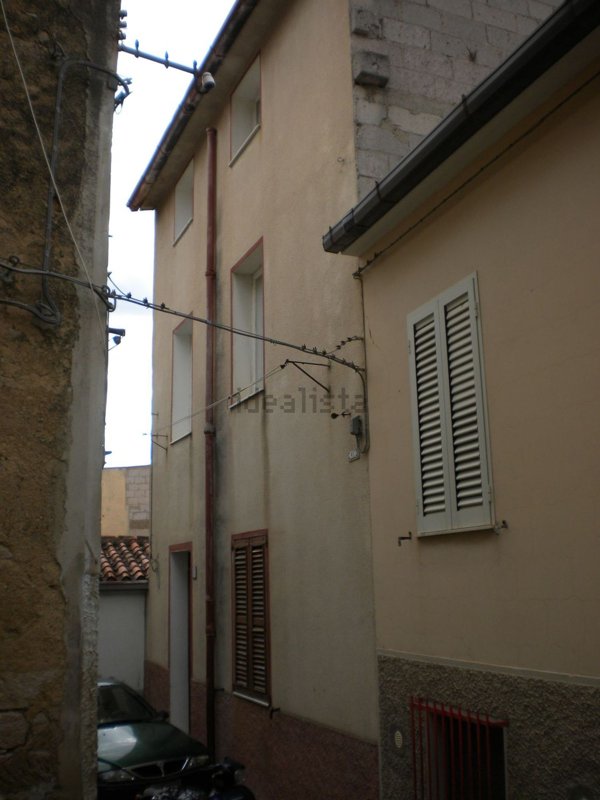 casa indipendente in vendita ad Ozieri