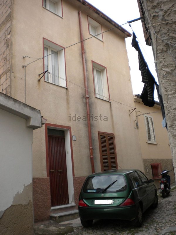 casa indipendente in vendita ad Ozieri